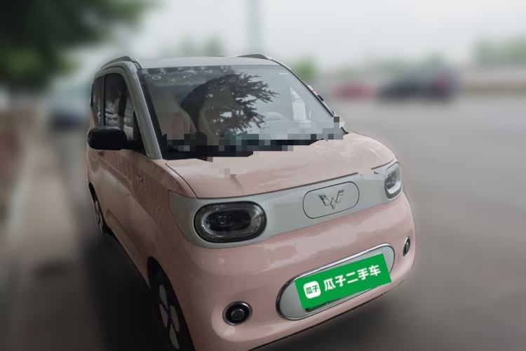 Used Wuling Hongguang MINIEV 2024 3rd Generation 215km Youth Edition Front Right 45 Deg