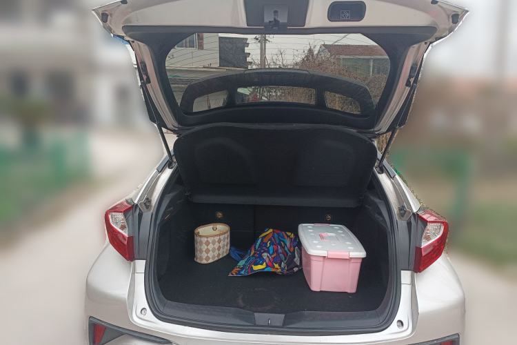 Used Toyota C-HR EV 2020 Luxury Sunroof Edition