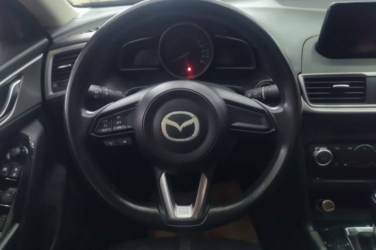 Used Mazda 3 Axela 2017 Sedan 1.5L Automatic Luxury Model Emission Standard China V