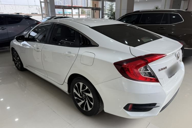 Used Honda Civic 2016 220TURBO CVT Luxury Edition Exterior 3