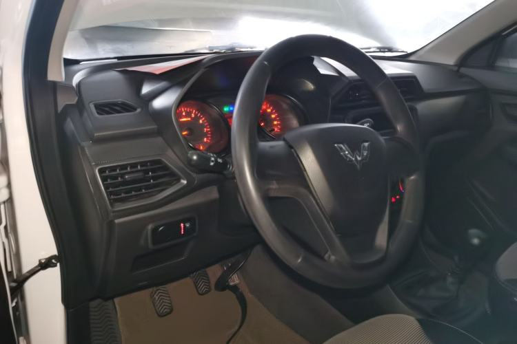 Used Wuling Hongguang 2021 1.5L S Base Version LAR
