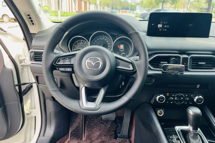 Used Mazda CX-5 2025 2.0L Automatic Two-Wheel Drive Comfort Version
