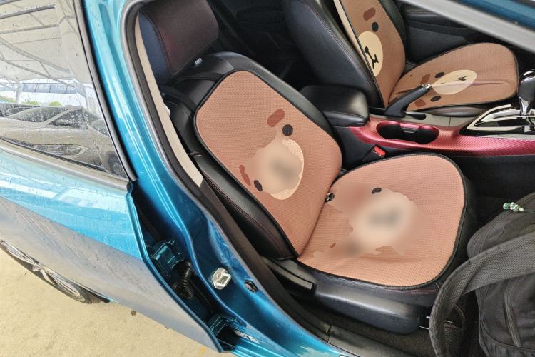 Used Nissan Lannia 2016 1.6L CVT Cool Edition Right Front Seat