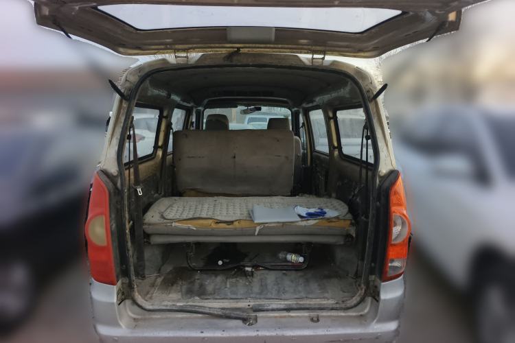 Used BAIC Weiwang 306 2011 1.3L base model 7 seats Trunk
