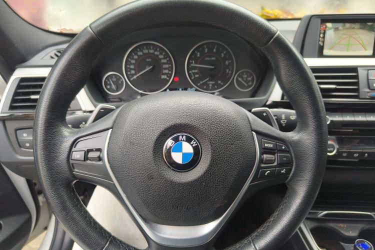 Used BMW 3 Series 2017 320i M Sport Steering Wheel