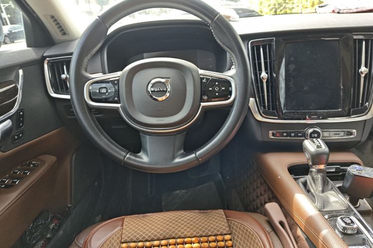Used Volvo S90 2018 T5 Zhiyuan Edition