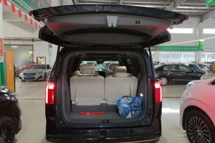 Used Zeekr 009 2022 WE Edition Trunk