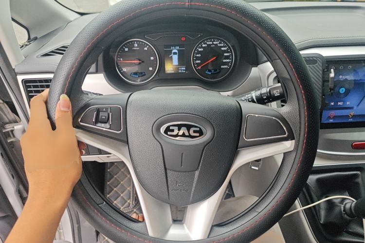 Used JAC Refine M4 2020 2.0 CTI Diesel Manual Jingrui Model China VI Standard Steering Wheel