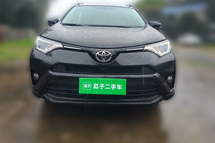 Used Toyota RAV4 2016 2.0L CVT Two-Wheel Drive Fashion Edition China V Standard