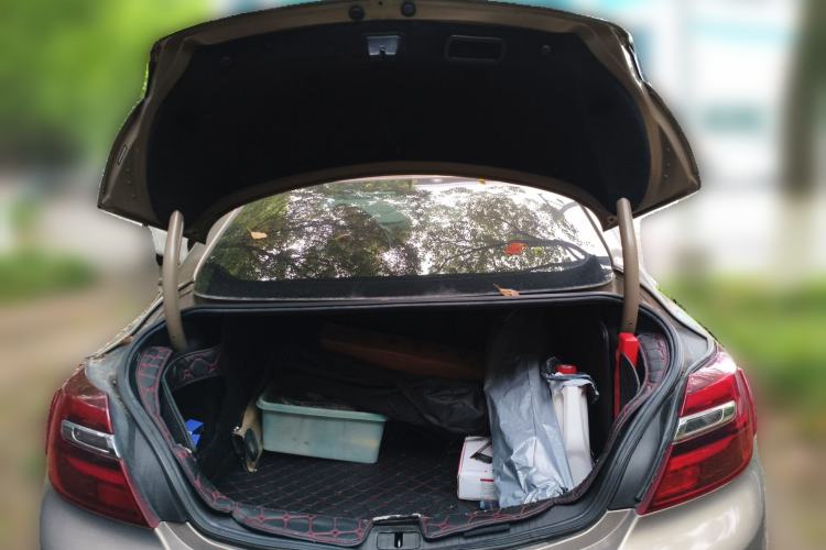 Used Buick Regal 2015 1.6T Leading Technology Model Trunk