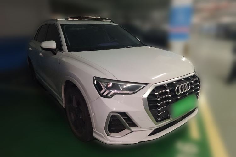 Used Audi Q3 2021 35 TFSI Fashion Dynamic Model
