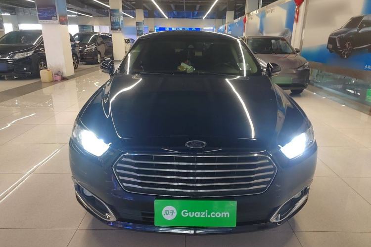 Used Ford Taurus 2018 EcoBoost 180 Luxury Model
