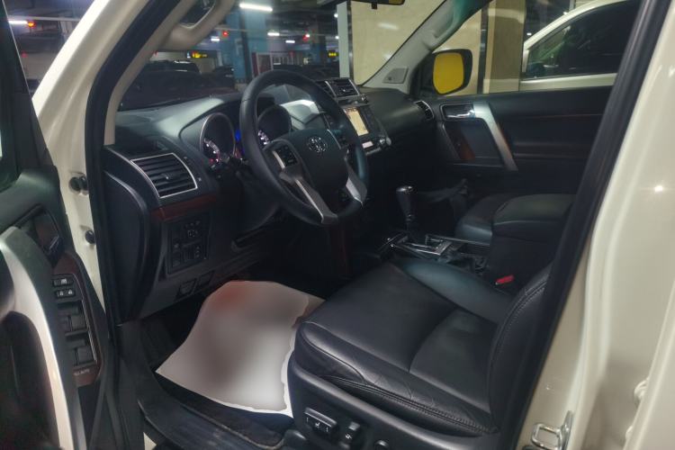 Used Toyota Prado 2016 3.5L Automatic TX-L NAVI