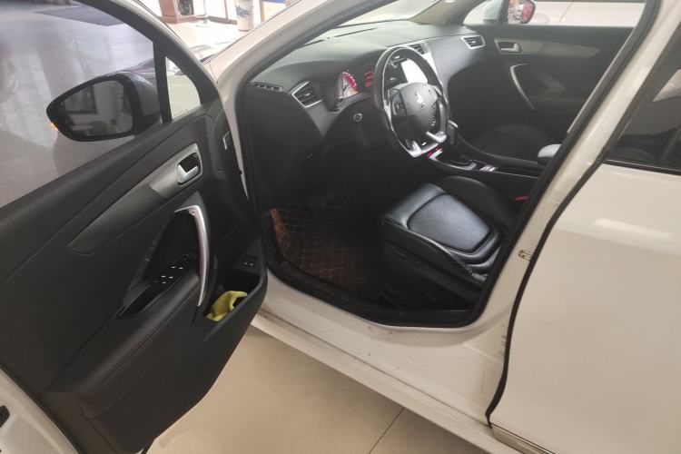 Used DS 4S 2016 1.6T Automatic Smart Edition THP160
