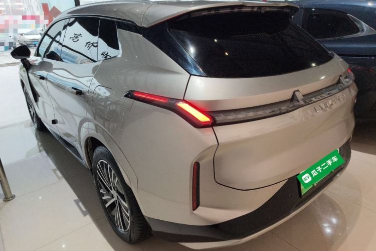 Used Lynk & Co 08 EM-P 2025 245km Ultra-Long Range Halo