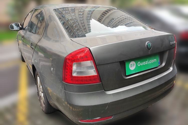 Used Skoda Octavia 2013 1.6L Automatic Yijie Edition Rear