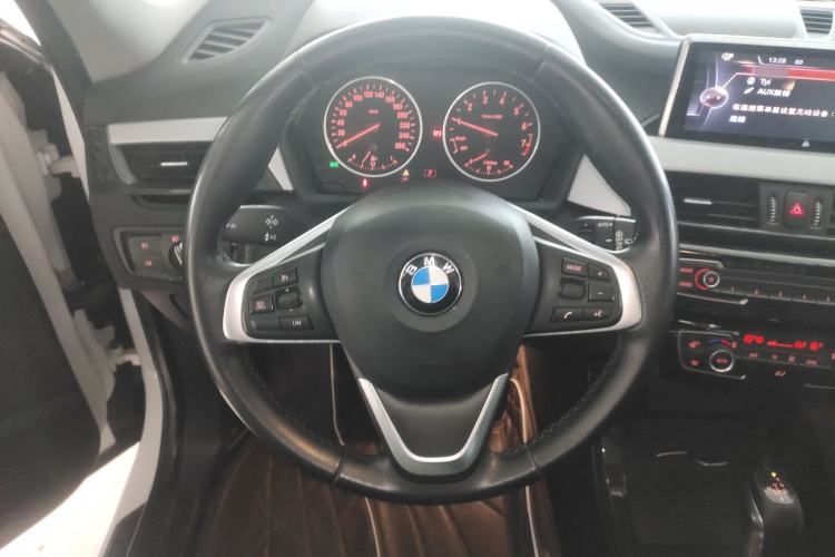 Used BMW X1 2016 sDrive18Li Fashion Model
