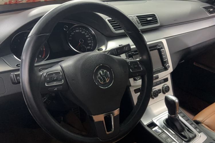 Used Volkswagen FAW-Volkswagen CC 2013 2.0 TSI Ultimate Model Instrument Cluster