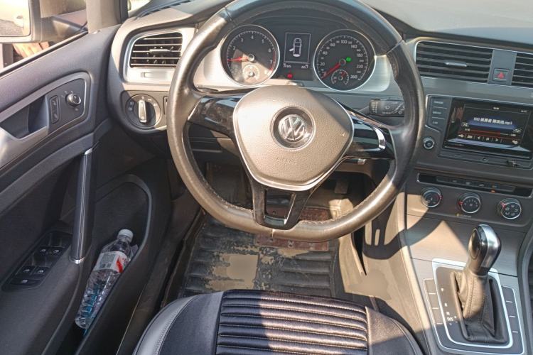 Used Volkswagen Golf 2016 1.6L Automatic Comfort Model
