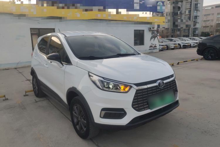 Used BYD Yuan New Energy 2019 EV535 Smart Connect Trendsetting Model Front Right 45 Deg