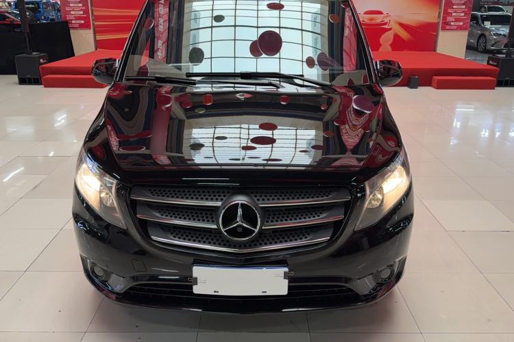 Used Mercedes-Benz Vito 2018 2.0T Elite Version 7 Seats China VI Emission Standard Exterior 1