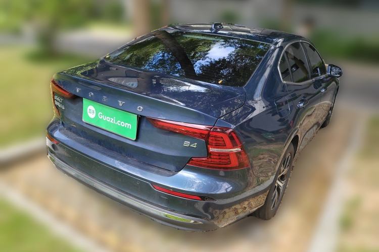 Used Volvo S60 2024 B4 Zhiyi Luxury Edition