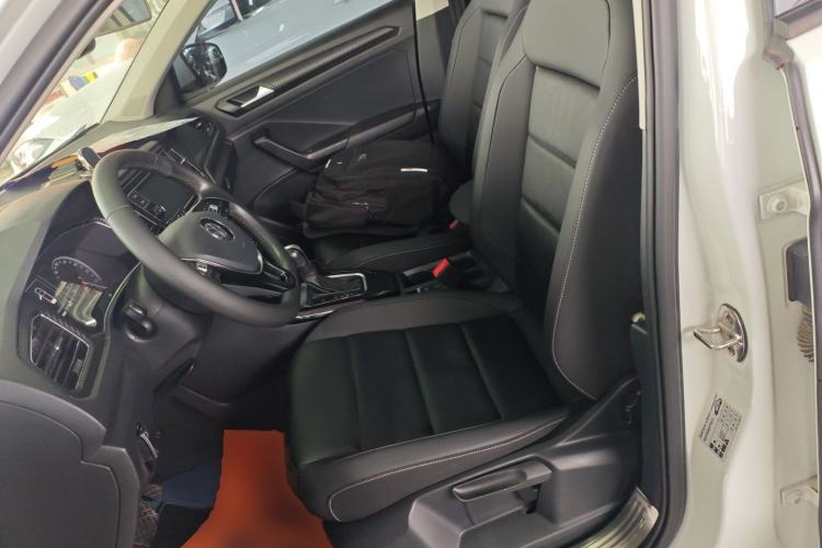 Used Volkswagen T-ROC 2018 280TSI DSG Two-Wheel-Drive Comfort Version China V Standard Left Front Seat