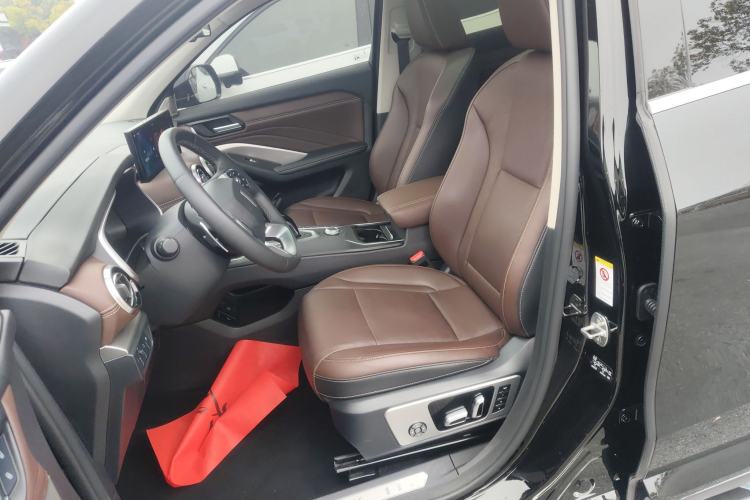 Used Wey VV6 2021 2.0T Two-Wheel Drive Smart Plus
