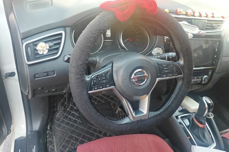 Used Nissan Qashqai 2022 2.0L CVT XV Premier Luxury Edition Steering Wheel