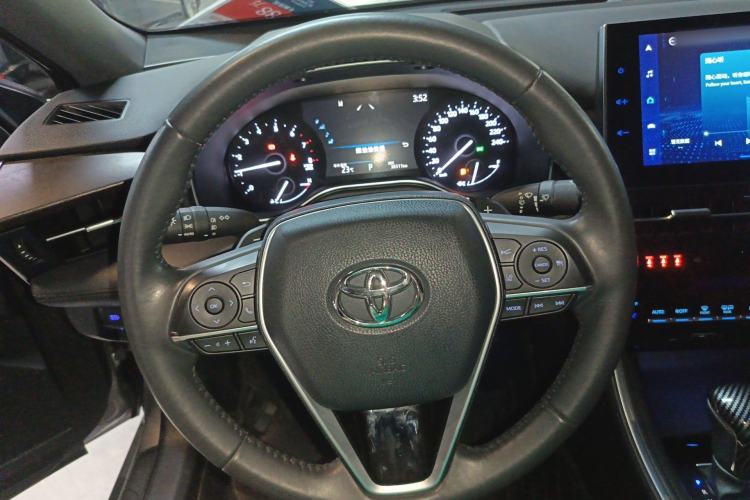 Used Toyota Avalon 2023 2.5L Luxury Edition Steering Wheel