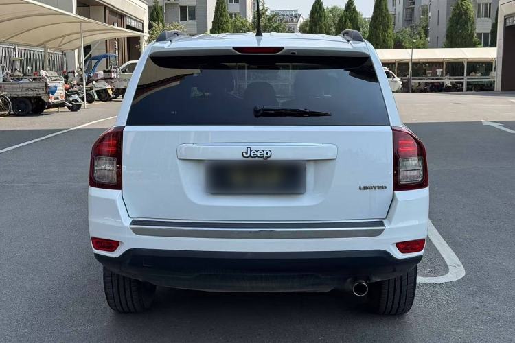 Used Jeep Compass 2014 2.0L two-wheel drive luxury version