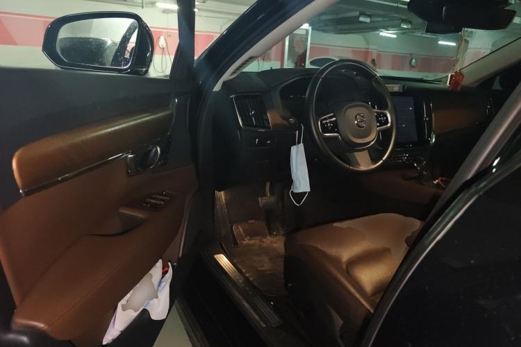 Used Volvo S90 2020 Facelifted T5 Zhiyi Luxury Edition