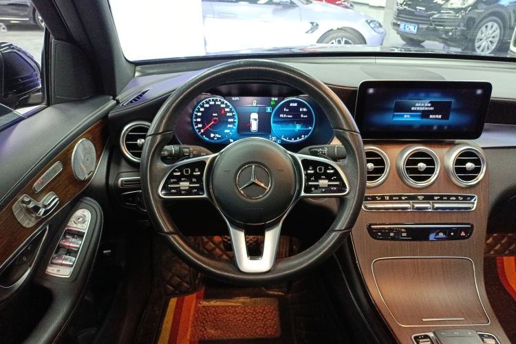 Used Mercedes-Benz GLC 2020 GLC 300 L 4MATIC Luxury Model
