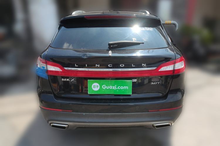 Used Lincoln MKX 2015 2.0T Two-Wheel Drive Deluxe Edition
