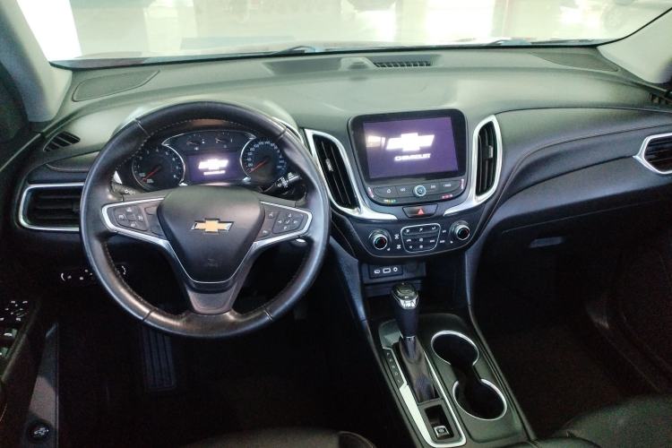 Used Chevrolet Equinox 2019 535T Automatic YuJie Edition China V Standard Center Console