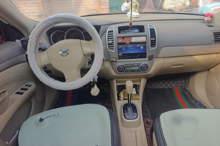 Used Nissan Sylphy 2019 Classic 1.6XE+ CVT Smart Connect Luxury Edition Center Console