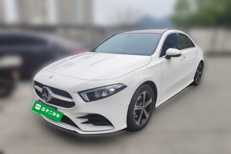 Used Mercedes-Benz A-Class 2022 Revised Version A 200 L Sport Sedan Fashionable Style