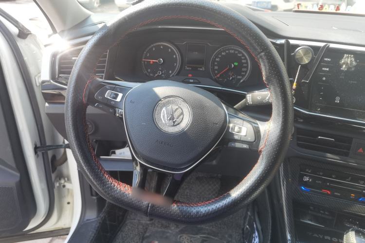 Used Volkswagen Tayron 2020 330TSI Two-Wheel Drive Luxury Smart Connectivity Version
