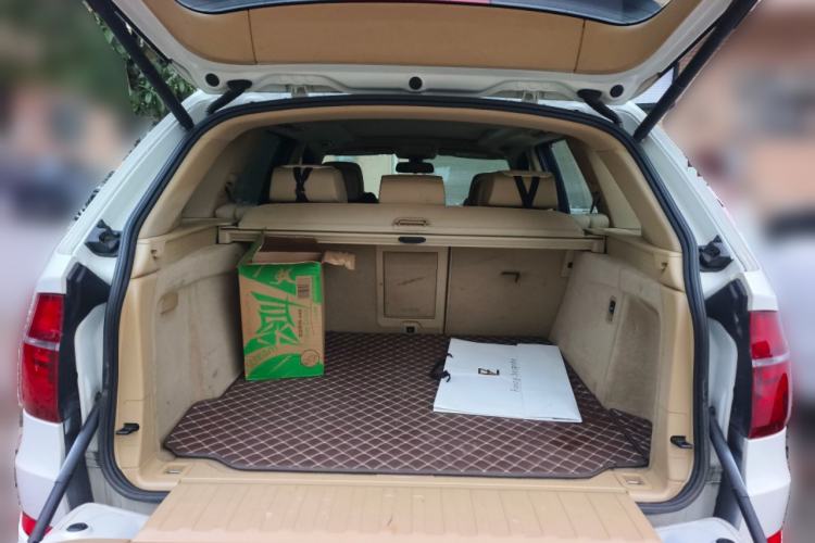 Used BMW X5 2011 xDrive35i U.S. specification
