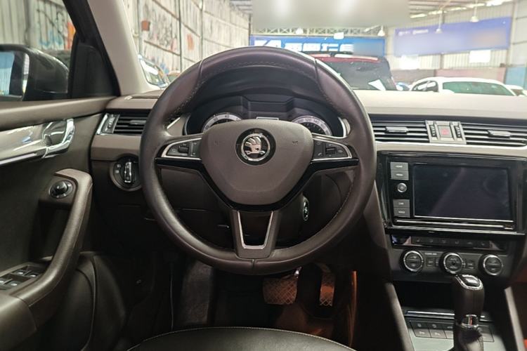 Used Skoda Octavia 2019 TSI280 DSG Flagship Wagon China VI Standard
