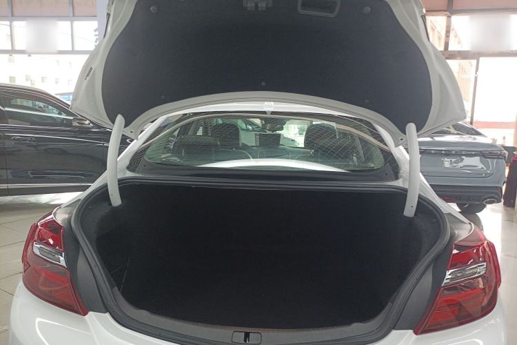 Used Buick Regal 2015 1.6T Elite Tech Model Trunk