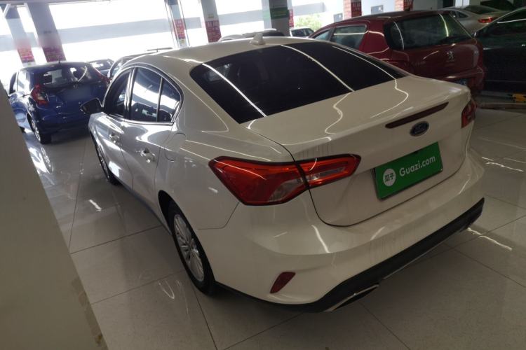 Used Ford Focus 2020 Sedan EcoBoost 180 Automatic Trend Edition