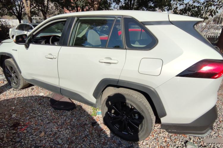 Used Toyota RAV4 2023 Dual-Motor 2.5L E-CVT Two-Wheel Drive Elite Edition
