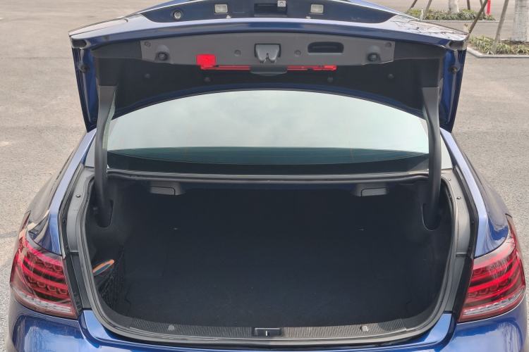 Used Mercedes-Benz E-Class 2016 E 200 Coupe Dynamic Edition
