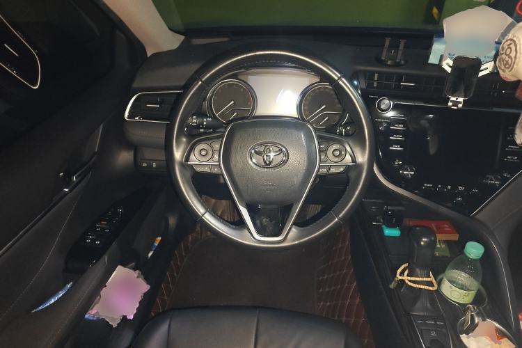 Used Toyota Camry 2018 2.5G Luxury Edition
