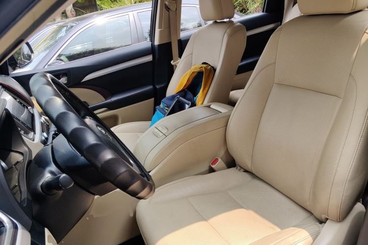 Used Toyota Highlander 2015 2.0T Four-Wheel Drive Luxury Edition 7-Seater
