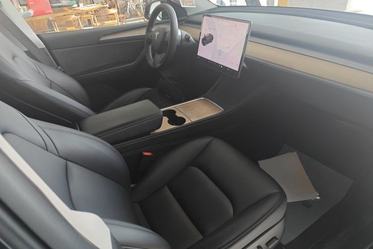 Used Tesla Model Y 2021 Standard Range Rear-Wheel Drive Version