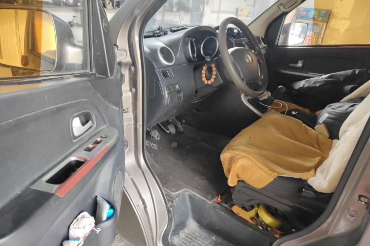 Used CHANGAN KAICHENG Ruixing M90 2018 2.0L Standard Edition Flat-Top Liftback 6-Seater 4G94S