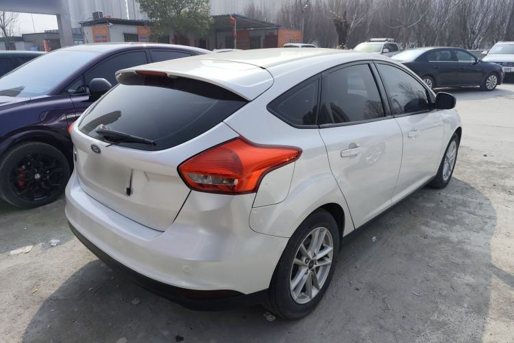 Used Ford Focus 2015 Hatchback 1.6L Automatic Fashion Edition