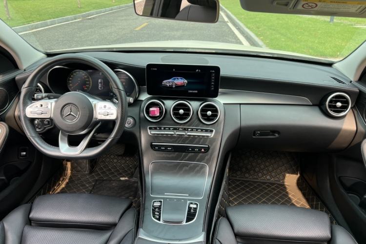 Used Mercedes-Benz C-Class 2020 Restyled C 200 L Fashion Edition Sport Version Interior 1